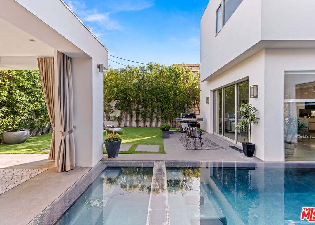538 N Harper Ave, Los Angeles, CA 90048