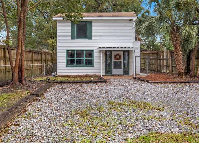 Property at 252 Ellis Ave, Mobile, AL 36606, 2 beds, 1.5 baths