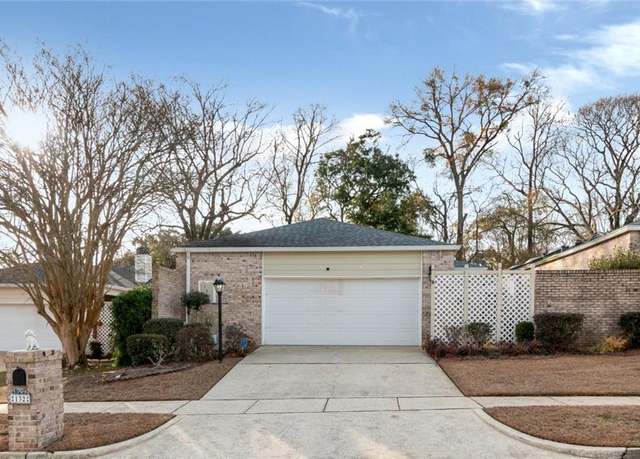 Property at 132 Woodruff Ct, Mobile, AL 36608, 2 beds, 2 baths