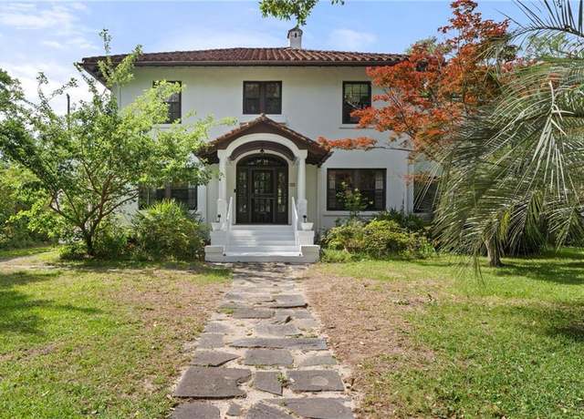Property at 1851 Springhill Ave, Mobile, AL 36607, 4 beds, 2.5 baths