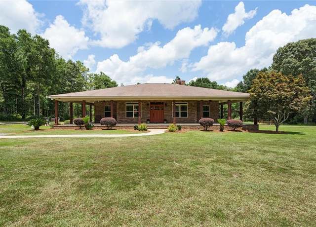 Property at 14930 Celeste Rd, Chunchula, AL 36521, 3 beds, 2 baths