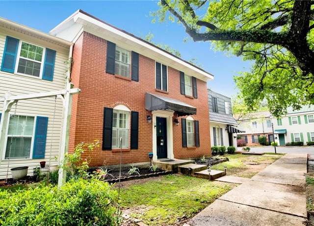 Property at 4017 Cottage Hill Rd #18, Mobile, AL 36609, 4 beds, 2.5 baths