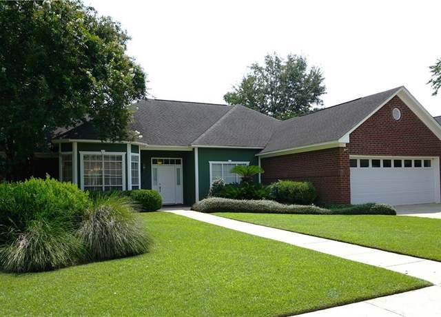 Property at 2241 Irongate Ct, Mobile, AL 36695, 3 beds, 2 baths