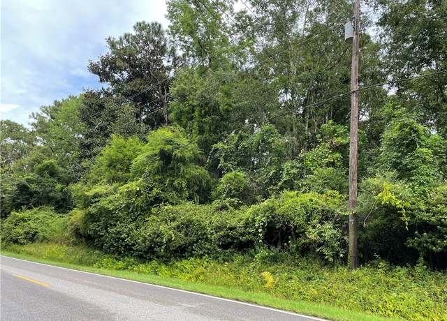 Property at 2159 Club House Rd, Mobile, AL 36605