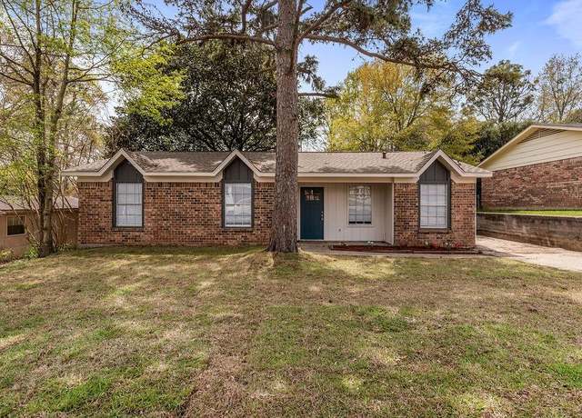 Property at 1068 Seven Hills Curv, Mobile, AL 36695, 3 beds, 2 baths