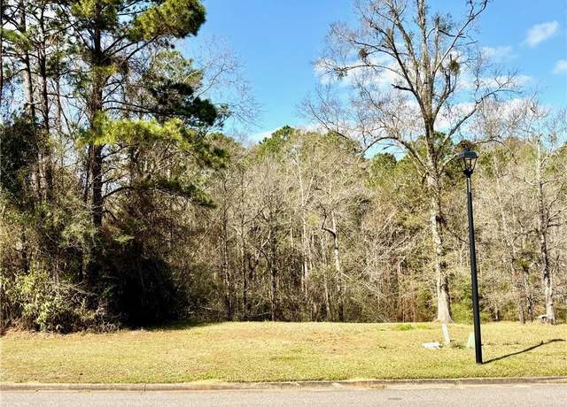 Property at 1940 Bradshire Dr, Mobile, AL 36695