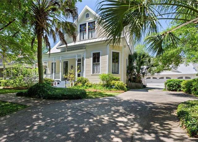 Property at 1058 Church St, Mobile, AL 36604, 4 beds, 3.5 baths
