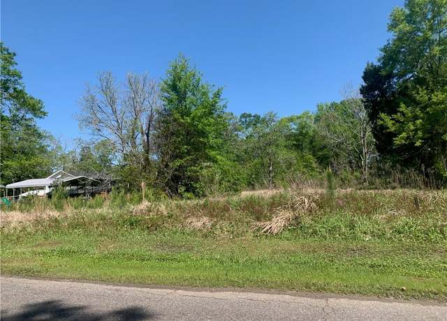 Property at 9010 Little River Rd, Bayou La Batre, AL 36509