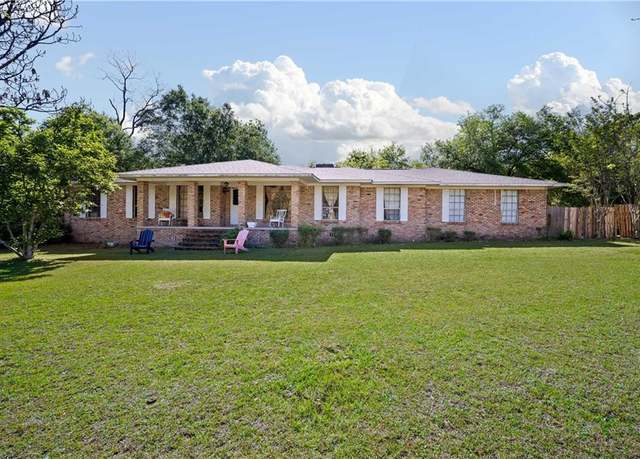 Property at 8170 Wilmer Georgetown Rd, Wilmer, AL 36587, 4 beds, 2 baths