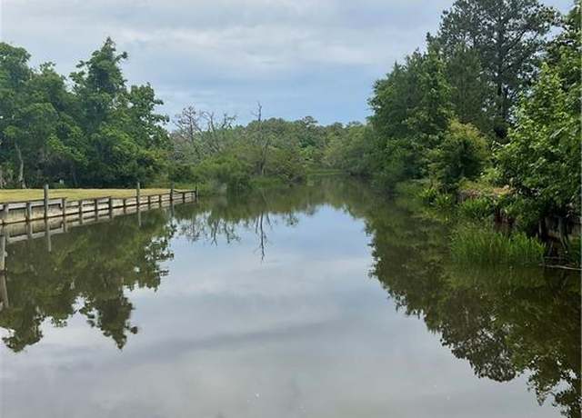 Property at 1710 Alba Ave, Mobile, AL 36605