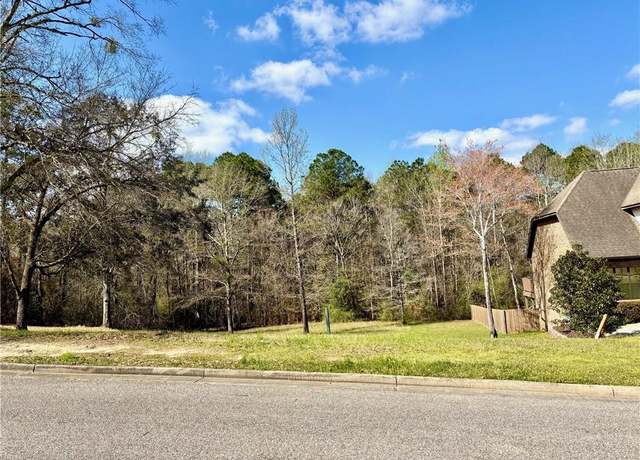 Property at 1920 Bradshire Dr, Mobile, AL 36695