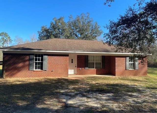 Property at 32745 Seminole Rd W, Seminole, AL 36574, 3 beds, 2 baths