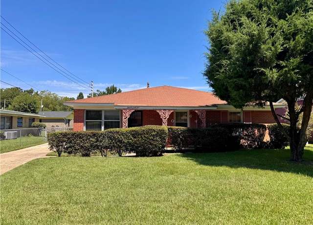 Property at 2064 Tucker St, Mobile, AL 36617, 2 beds, 2 baths