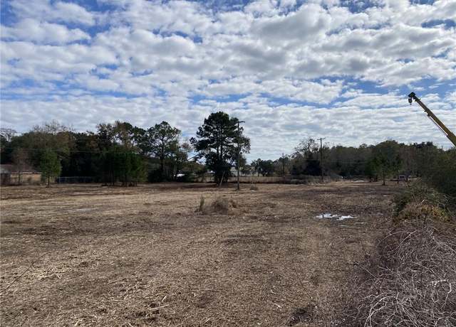Property at 8840 Shell Belt Rd, Bayou La Batre, AL 36509