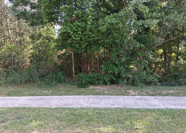 Property at 7560 Labrador Ct, Mobile, AL 36695