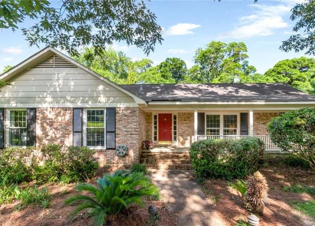 Property at 258 Suffolk Rd, Mobile, AL 36608, 4 beds, 4 baths