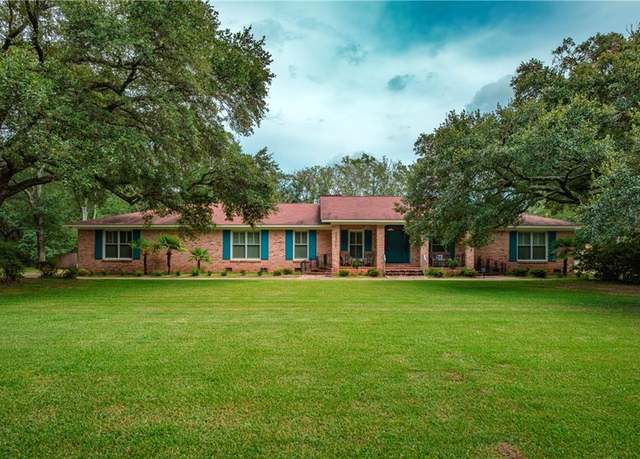 Property at 14301 Wintzell Ave S, Bayou La Batre, AL 36509, 5 beds, 4.5 baths