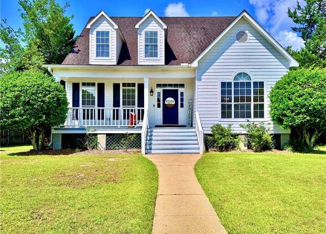 Property at 2200 O'rourke Dr, Mobile, AL 36695, 4 beds, 2.5 baths