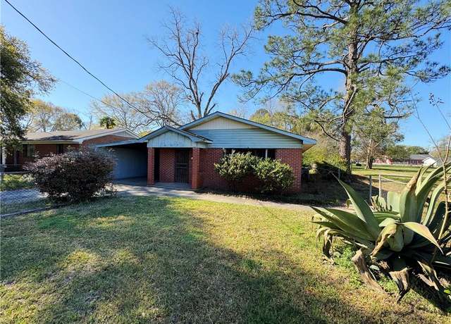 Property at 609 Turner Rd W, Mobile, AL 36610, 3 beds, 2 baths