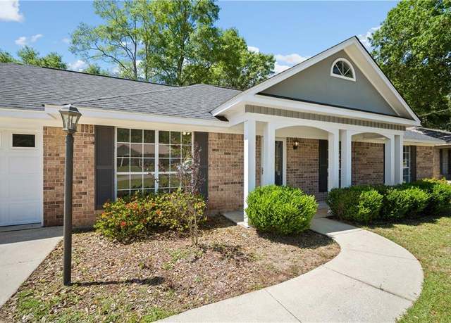 Property at 6303 Woodside Dr N, Theodore, AL 36582, 3 beds, 2 baths