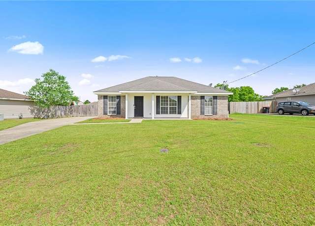 Property at 13578 James Copeland Dr, Mobile, AL 36695, 3 beds, 2 baths