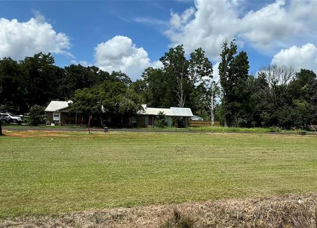 Property at 9 Union Ave W, Loxley, AL 36551