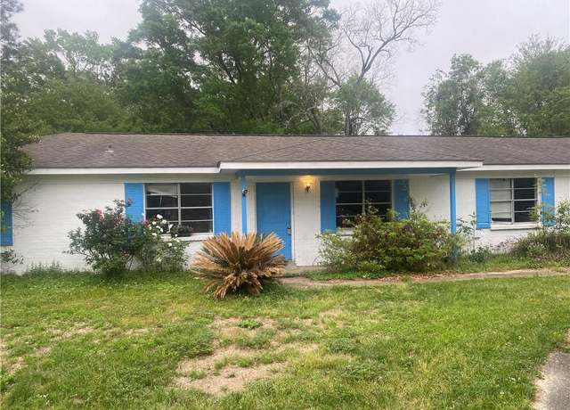Property at 11381 Normandy Dr S, Semmes, AL 36575, 3 beds, 2.5 baths