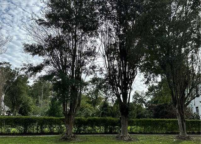 Property at 2015 Old Shell Rd, Mobile, AL 36607