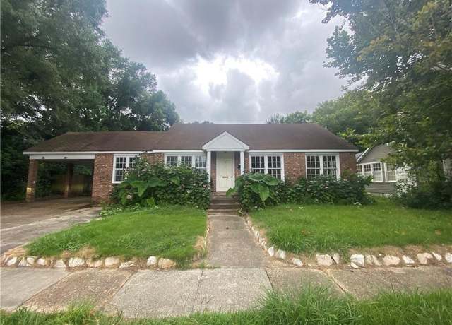 Property at 15 N Georgia Ave, Mobile, AL 36604, 3 beds, 2 baths