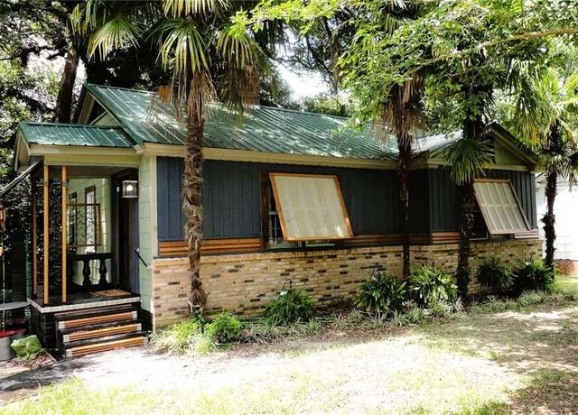 Property at 2453 Richard Ave, Mobile, AL 36606, 3 beds, 1 bath