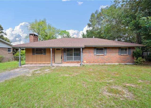 Property at 5310 Forest Park Dr, Mobile, AL 36618, 3 beds, 1 bath