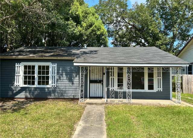 Property at 643 Gehrig Ave, Mobile, AL 36610, 3 beds, 2 baths