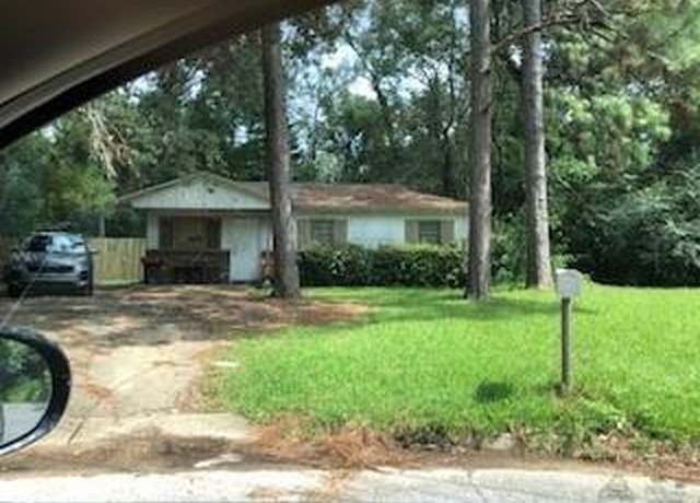 Property at 6804 Stinson Ct, Mobile, AL 36608, 3 beds, 1 bath