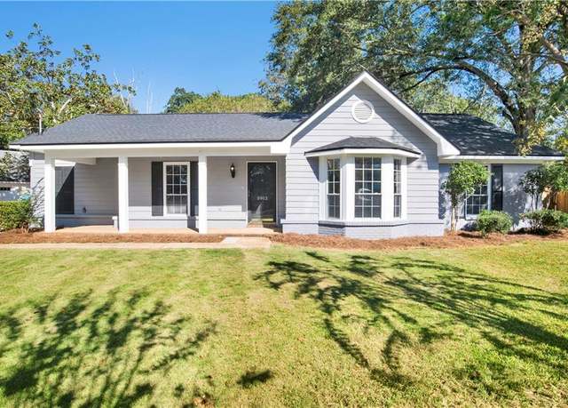 Property at 5912 Cansler Dr, Mobile, AL 36609, 3 beds, 2 baths