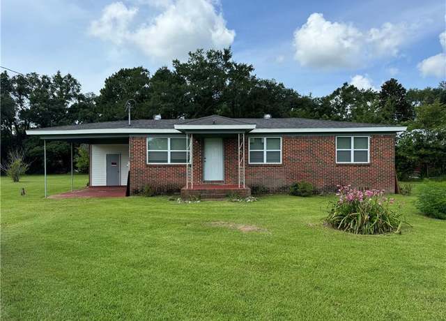 Property at 7251 Two Mile Rd, Irvington, AL 36544, 3 beds, 1 bath