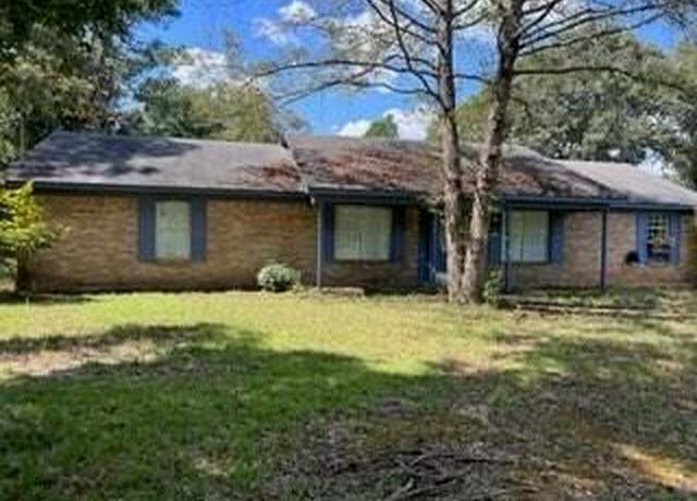 Property at 5453 Fairview Dr W, Wilmer, AL 36587, 3 beds, 2 baths
