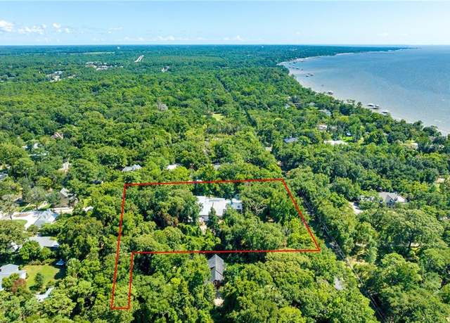 Property at 23782 Main St, Fairhope, AL 36532, 4 beds, 4 baths