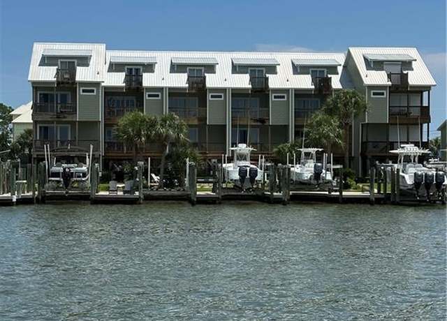 Property at 912 Delchamps Ave Unit 3E, Dauphin Island, AL 36528, 3 beds, 3.5 baths