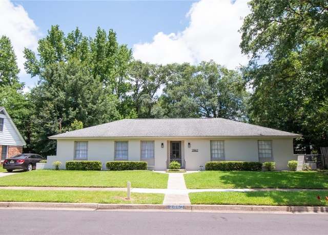 Property at 2862 Hilburn Dr, Mobile, AL 36606, 3 beds, 2 baths