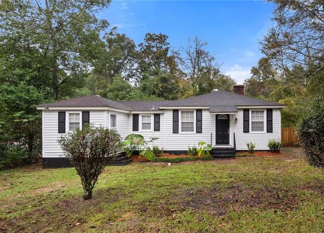 Property at 117 Border Dr W, Mobile, AL 36608, 3 beds, 2 baths