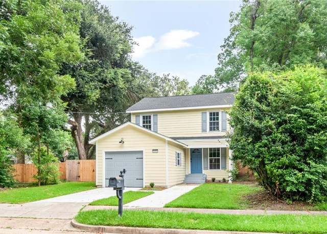 Property at 203 Glenwood St, Mobile, AL 36606, 4 beds, 2 baths