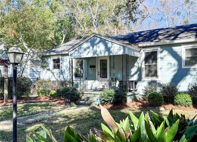 Property at 171 Crenshaw St, Mobile, AL 36606, 2 beds, 2 baths