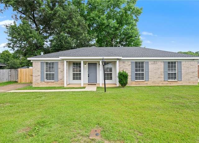 Property at 8030 Woodland Way, Semmes, AL 36575, 3 beds, 2 baths