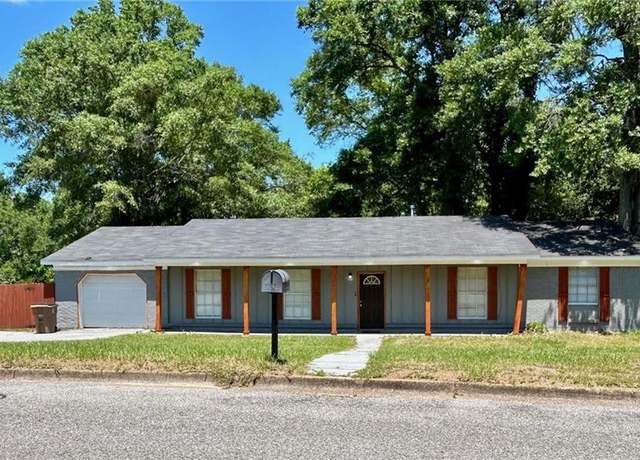 Property at 5312 Grishilde Dr, Mobile, AL 36693, 3 beds, 2 baths