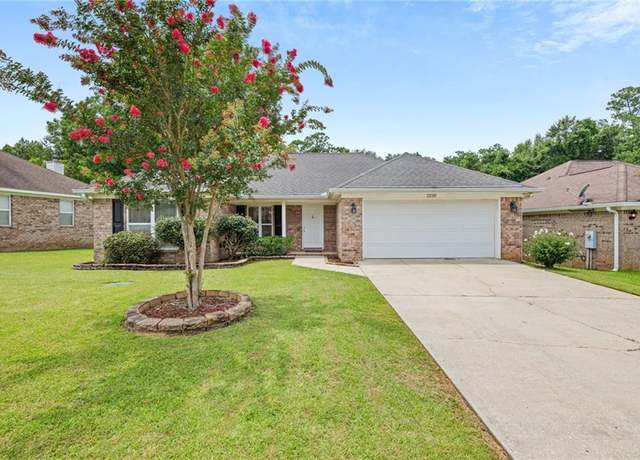 Property at 2220 Liberty Dr W, Mobile, AL 36608, 3 beds, 2 baths