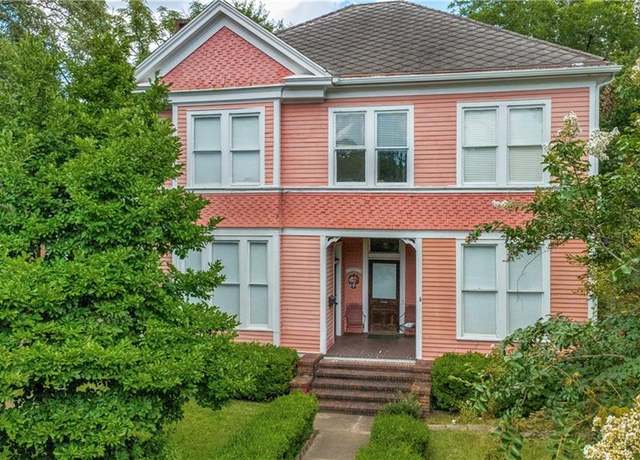 Property at 1112 Dauphin St, Mobile, AL 36604, 6 beds, 4 baths
