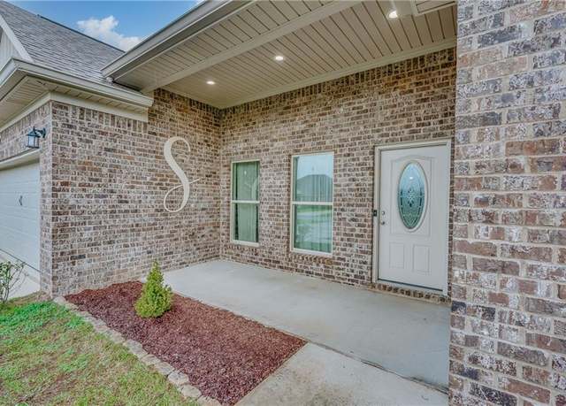 Property at 10140 Bridgewater Dr, Theodore, AL 36582, 3 beds, 2 baths