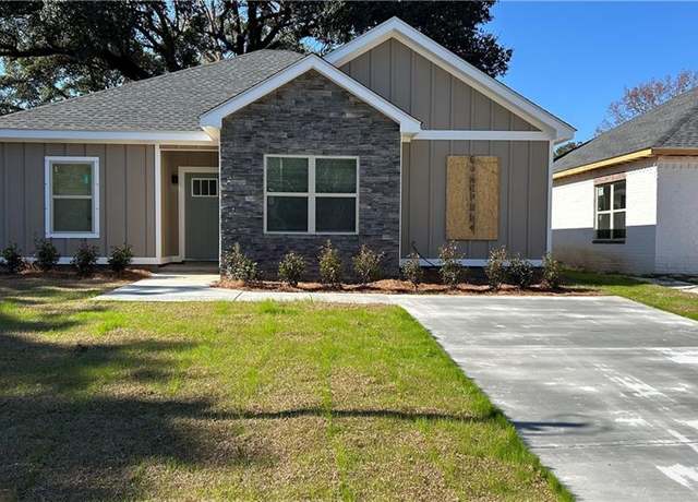 Property at 413 Bay Shore Ave, Mobile, AL 36607, 4 beds, 2 baths