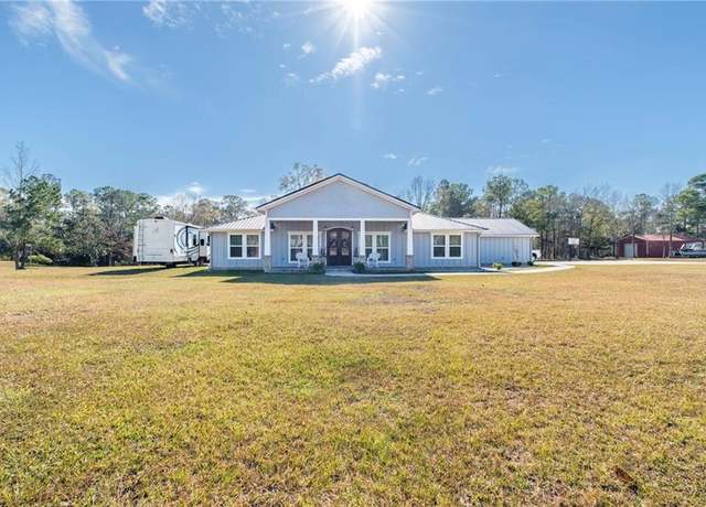 Property at 3015 Drag Strip Ln, Coden, AL 36523, 3 beds, 3 baths