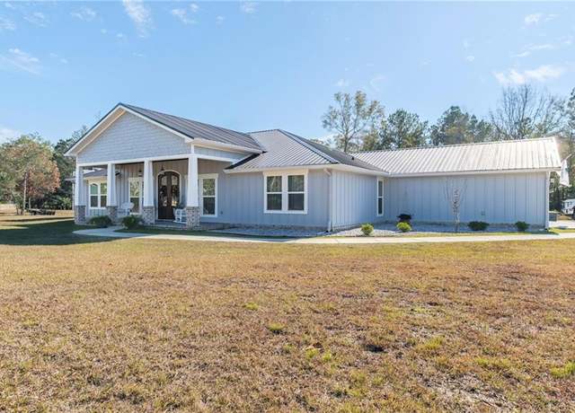 Property at 3015 Drag Strip Ln, Coden, AL 36523, 3 beds, 3 baths